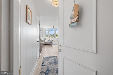 Harborview Towers unit 1110, Baltimore, MD 21230 - photo 2