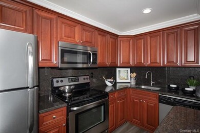 18 Starboard Ln unit 8-66, Patchogue, NY 11772 - photo 4