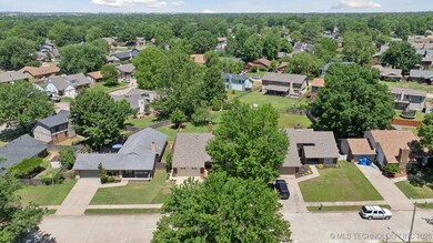 2716 S Elder Ave, Broken Arrow, OK 74012 - photo 2
