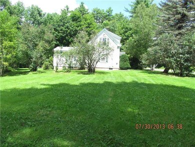 Yard/Garden. Side Yard