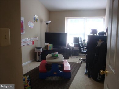 4064 Chetham Way unit 16170, Woodbridge, VA 22192 - photo 2