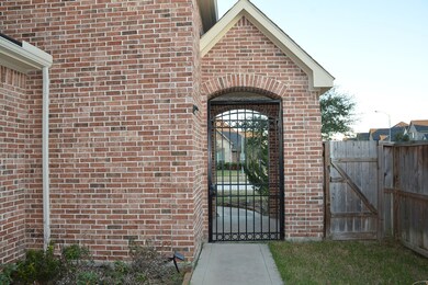 3922 Morning Creek Ct, Fulshear, TX 77441 - photo 3