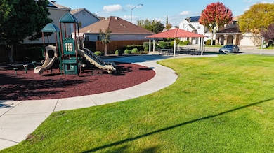 4626 W Javier Way, Fresno, CA 93722 - photo 4