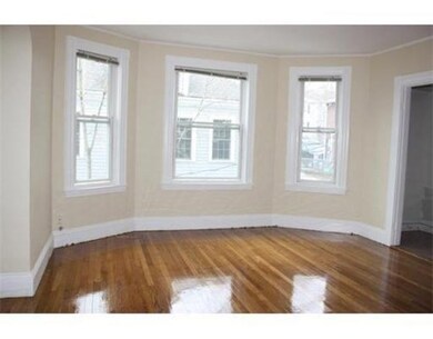 116 Paul Revere Rd unit 1, Arlington, MA 02476 - photo 2