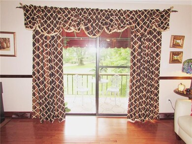 The Sliding Doors bring the Green Outdoor Views in