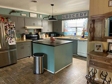 2538 Shirley St, Nacogdoches, TX 75964 - photo 2