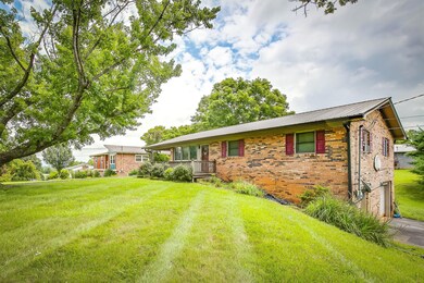 3-web-or-mls-Holmes-3