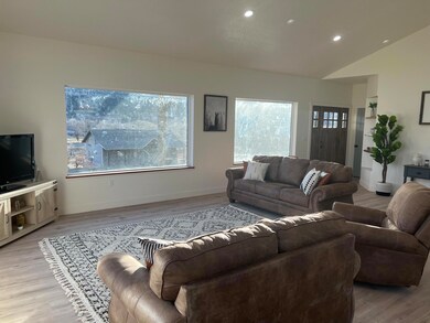 857 NW Bridge St, John Day, OR 97845 - photo 7