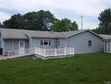 3206 Division St, Easton, PA 18045 - photo 7