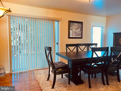 12 Hickory Hill Ct, Silver Spring, MD 20906 - photo 7