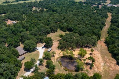 823 Woodbine Estates Rd, Gainesville, TX 76240 - photo 2