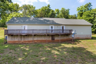 883 Black Oak Estates Rd 006