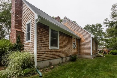 851 Wordens Pond Rd, Wakefield, RI 02879 - photo 7