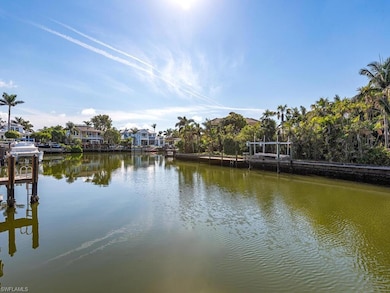 688 21st Ave S, Naples, FL 34102 - photo 4