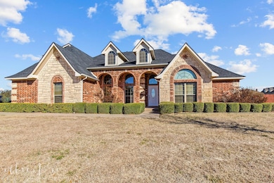 1304 S Saddle Lakes Dr, Abilene, TX 79602 - photo 2