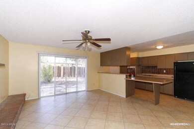 Family Room to Kitchen