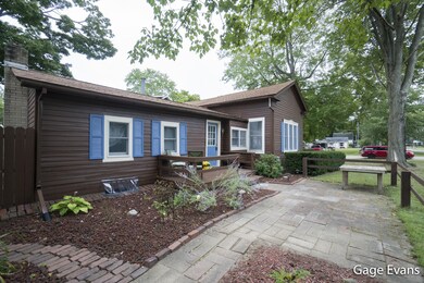 322 Academy, Allegan, MI 49010-4