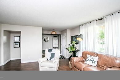 Living room 2