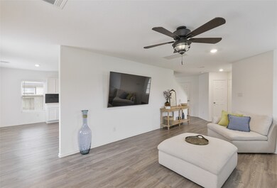 4512 Glenwick Grove Ct, Porter, TX 77365 - photo 7