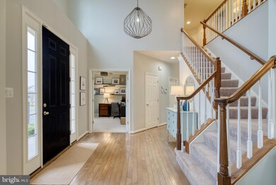 18452 Kerill Rd, Triangle, VA 22172 - photo 3