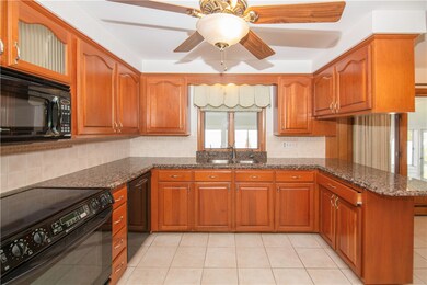 11 Tabor Dr, Johnston, RI 02919 - photo 6