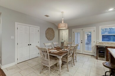 2027 Saxon Dr, Houston, TX 77018 - photo 5