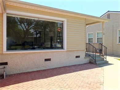 2912 Bomberry St, Lakewood, CA 90712 - photo 3