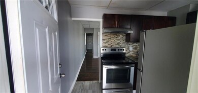 245 N 9th St unit 3, Allentown, PA 18102 - photo 4