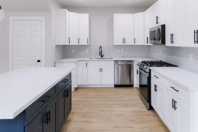 7938 Dyer St, Houston, TX 77088 - photo 2