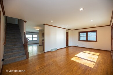 1373 S 6th Ave, Des Plaines, IL 60018 - photo 7