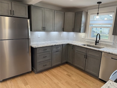 863 Main St unit 1, East Greenwich, RI 02818 - photo 4