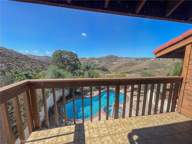 30593 Early Round Dr, Canyon Lake, CA 92587 - photo 3