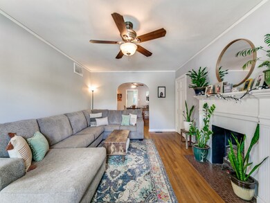 5834 Goodwin Ave, Dallas, TX 75206 - photo 4