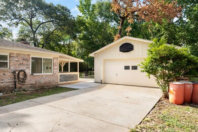 702 Sentinel Oaks, Pinehurst, TX 77362 - photo 4