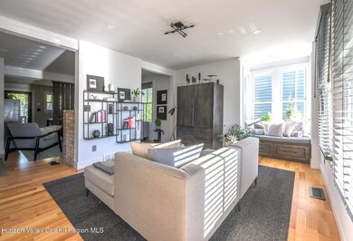 Screen - 238 Allen St Hudson NY 12534-99