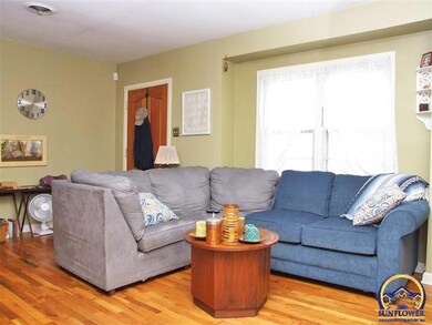 2212 SW Boswell Ct, Topeka, KS 66611 - photo 3