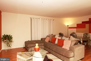 4916 Wealding Way, Oxon Hill, MD 20745 - photo 3