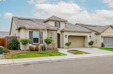 2929 Cammie Ln, Lodi, CA 95242 - photo 2