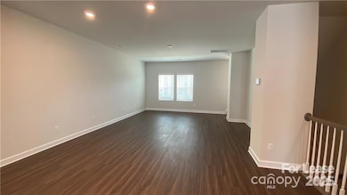 3860 Memorial Pkwy unit 27, Charlotte, NC 28217 - photo 3