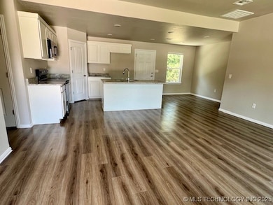 707 Pemberly, Colbert, OK 74733 - photo 3