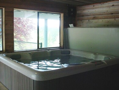 20161 Vikings Crest Loop NE unit 5-102, Poulsbo, WA 98370 - photo 3