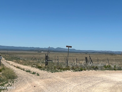 303-05-153 Parcel -- unit F, Paulden, AZ 86334 - photo 2