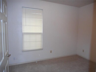 634 Sisken Ct, Edmond, OK 73003 - photo 7