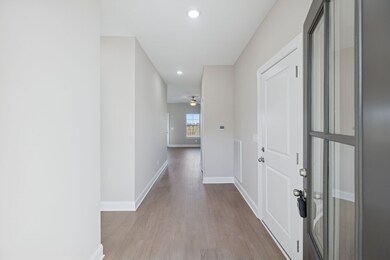 2018 Tobey Ln, Murfreesboro, TN 37127 - photo 4