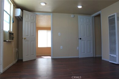 4915 Agate St unit C, Riverside, CA 92509 - photo 4