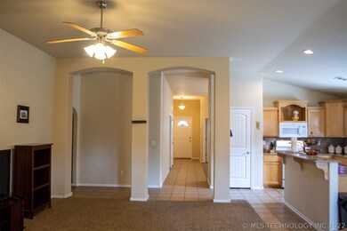 4504 S 202nd Ave E, Broken Arrow, OK 74014 - photo 4