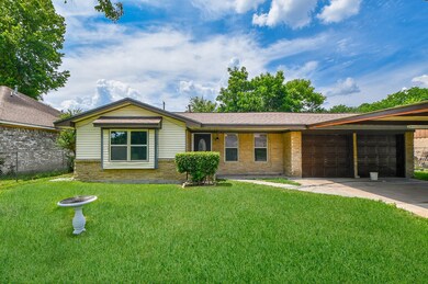 2834 Blue Sky St, Houston, TX 77088 - photo 4