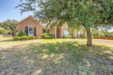 4401 Twin Oak Ct, Granbury, TX 76049 - photo 4
