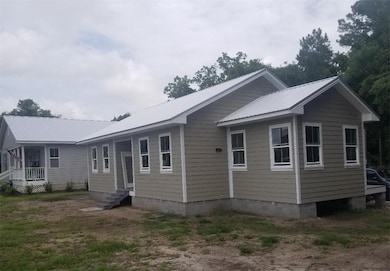 504 Ridge Rd, Darien, GA 31305 - photo 2