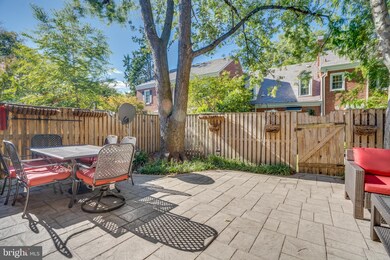 3007 S Buchanan St unit A1, Arlington, VA 22206 - photo 2